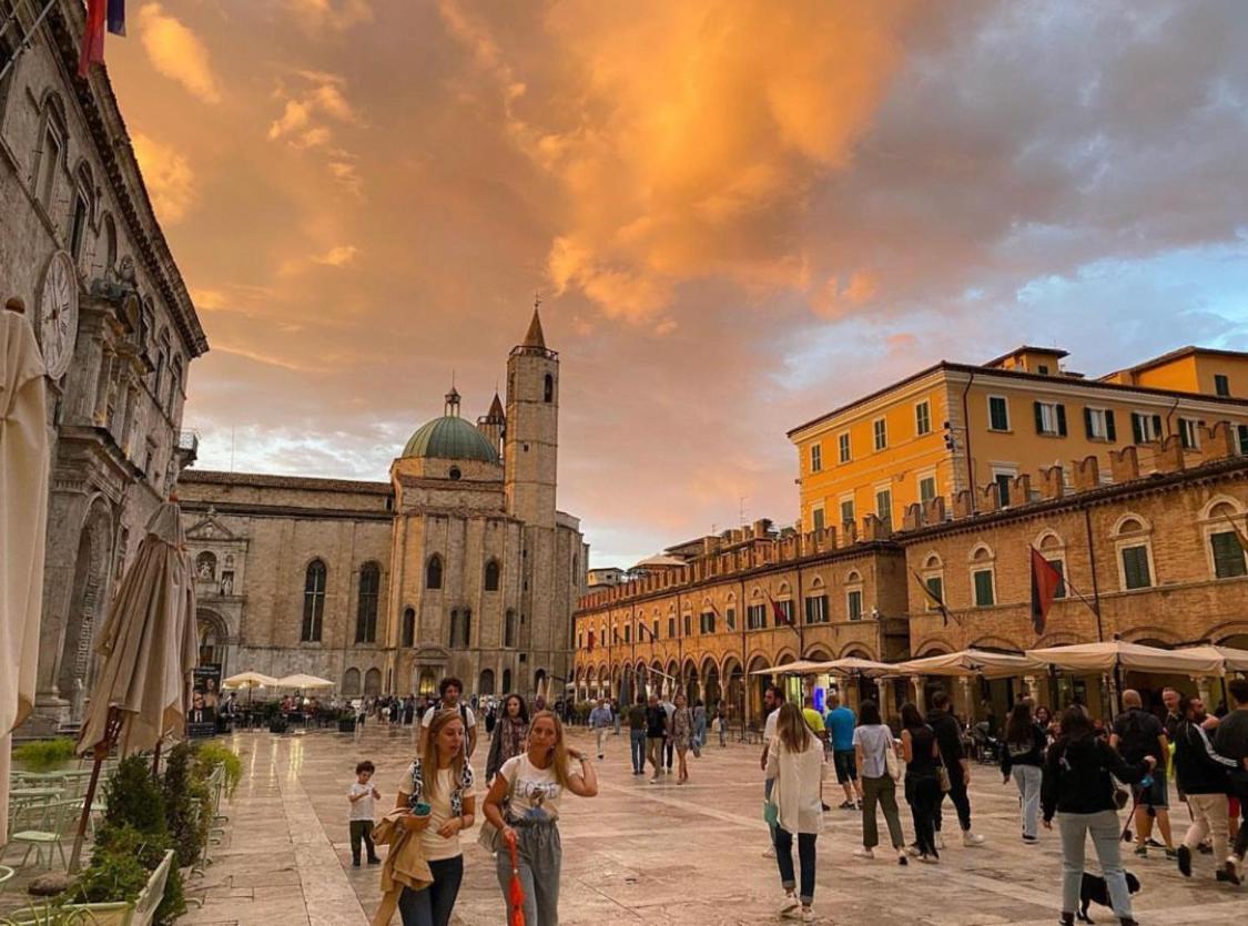 Mini Appartamento "Il Nido Del Picchio" Ascoli Piceno Exterior foto